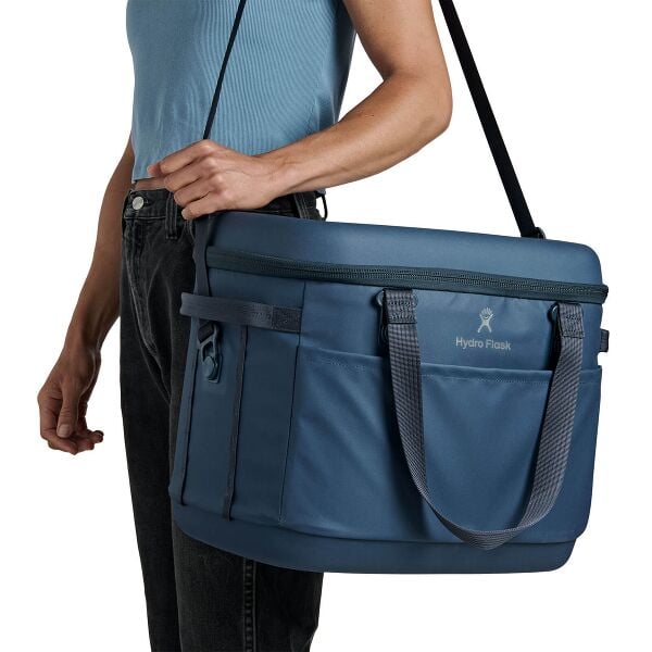 Carryout™ Soft Cooler 30 L
